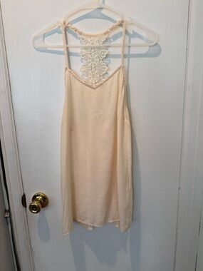Women’s Cream Lace-Back Top